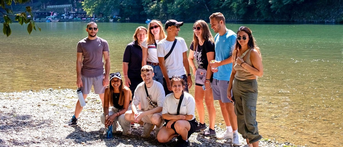 Backpacking Tours group together on the last morning of the trip