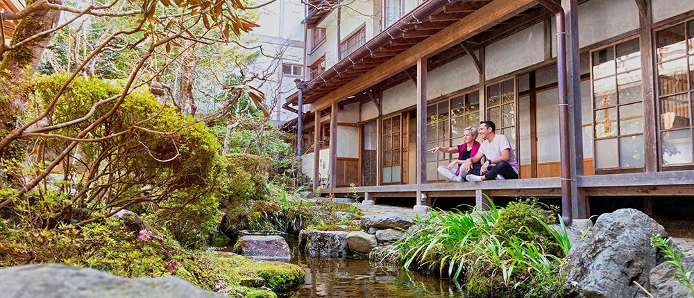 Traditional temple lodgings and garden at Ekoin in Koyasan