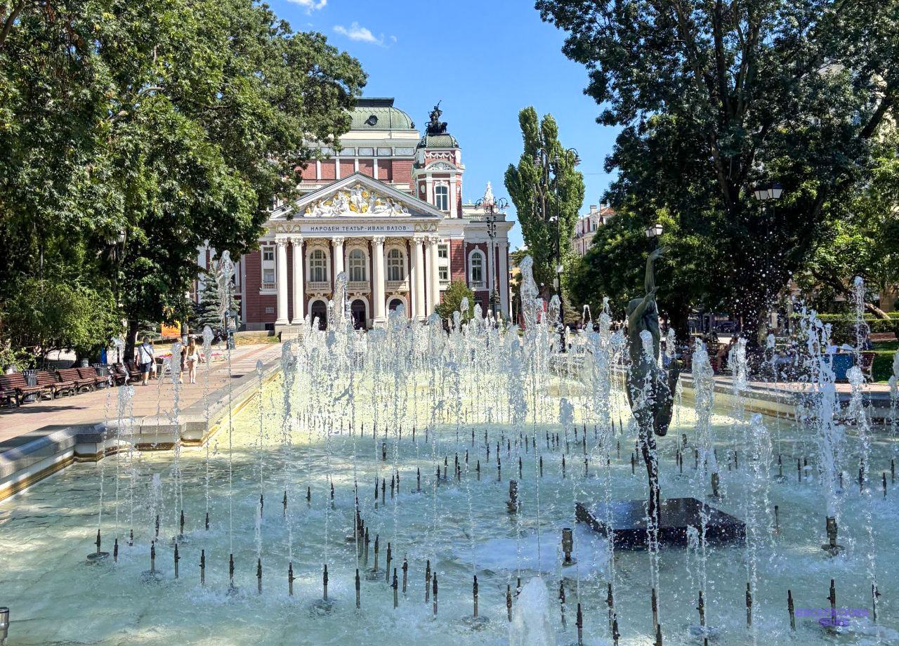 Fountains in front of the Ivan Vazov National Theatre in Sofia