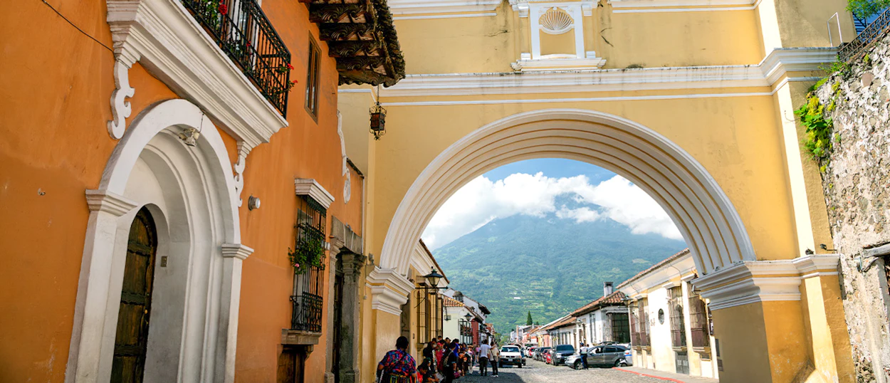 Cobbled colonial streets and volcano views in Antigua, Guatemala